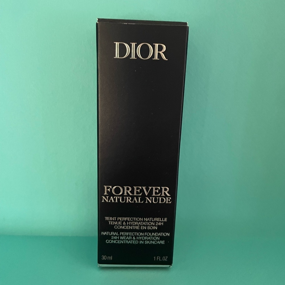 Dior‎ foundation